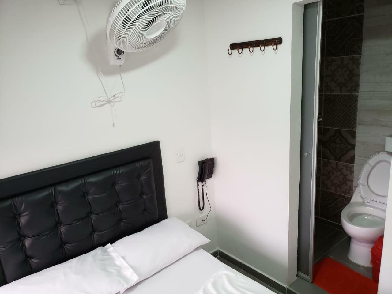 Hotel Zona Express Sandiego Medellín Eksteriør billede